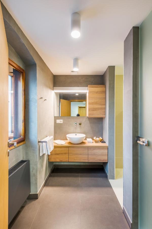 Modern Apartment In A Picturesque 15Th-Century Building Prague Exterior photo