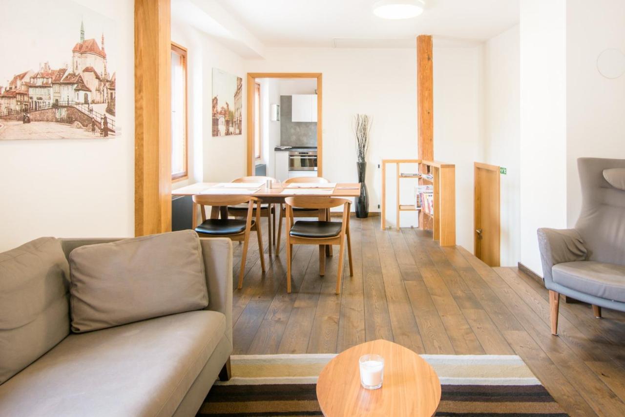 Modern Apartment In A Picturesque 15Th-Century Building Prague Exterior photo